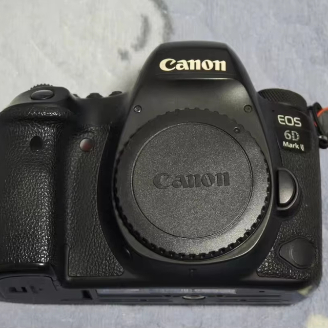 Used Cheap High Performance Canons Mark II Full Frame 26MP DSLR Camera CMOS Sensor Full HD Multiple Image Stabilization