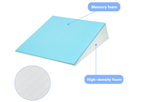 Oreiller de lit en mousse à mémoire de forme ajustable pour dormir post-chirurgie Oreillers surélevés en triangle personnalisés vente en gros