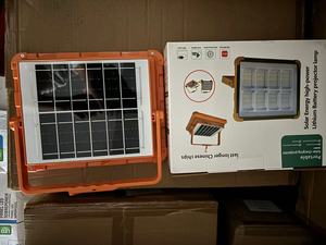 ไฟสปอร์ตไลท์ LED อลูมิเนียมสำหรับภายนอกอาคาร YIHAN 150W พร้อมรีโมทคอนโทรล ประสิทธิภาพสูง มาตรฐาน IP65 มุมลำแสง 120 องศา ปรับความสว่างได้ แสงสีขาวกลางวัน 6000K - Product Image 5