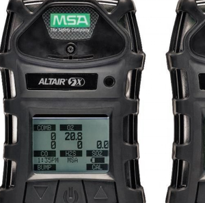 เครื่องตรวจจับก๊าซ Altair 5X O2, LEL, CO, H2S, CH4 วัดค่าเป็นเปอร์เซ็นต์, CO2 0-50% วัดค่าเป็นเปอร์เซ็นต์ พร้อมหน้าจอแสดงผลขาวดำ - Product Image 1