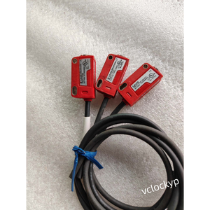 Sensor Fotoeléctrico Leuze RK3C/4P-200-M8 Usado - Product Image 3