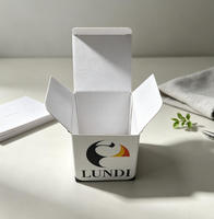 Boîte cadeau en papier cube haut de gamme personnalisée, imperméable, impression couleur intégrale, pelliculage mat, base à fermeture automatique, emballage pour artisanat fait main