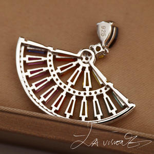 Colgante Unisex de la Serie Counterattack, Aleación de Plata 925, Estilo Vintage con Incrustaciones de Cristal y Diamantes de Imitación - Product Image 4