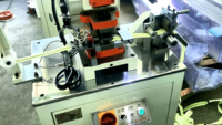 Machine automatique de fabrication de fermetures éclair en nylon avec moteur principal, machine de poinçonnage et de perforation