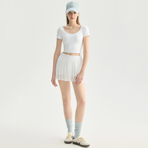 Nouvel ensemble de yoga et pilates 2025 en dentelle, style Y2K, tenue élégante pour le tennis et le golf, avec soutien-gorge intégré et jupe de tennis, idéal pour le pickleball - Product Image 4