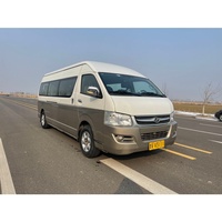 Minibus d'occasion 17 places, minibus/van Euro 4, véhicule diesel à vendre.