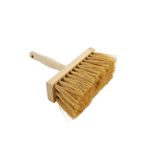 Brosse de nettoyage extérieure en sisal avec manche en bois pour plafonds, murs en pierre, patios et surfaces en béton