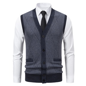 Gilet tricoté <span class=keywords><strong>sans</strong></span> manches décontracté et léger pour <span class=keywords><strong>homme</strong></span> 2026 – Cardigan en maille épaisse à col en V pour <span class=keywords><strong>homme</strong></span> - Product Image 4