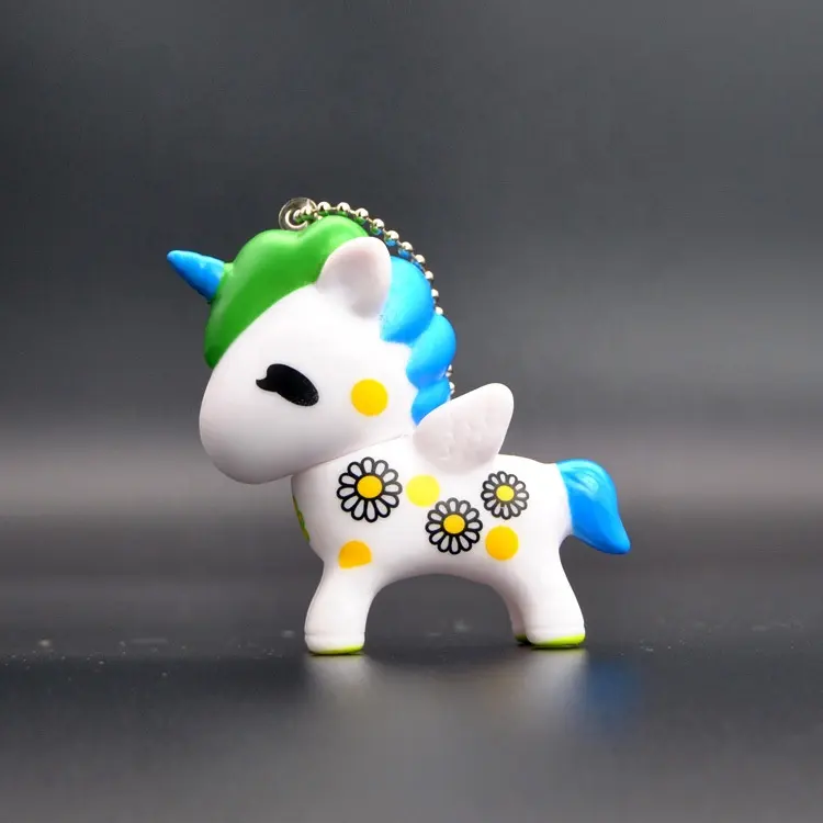 Customized Fantasy tiny Pegasus Keychain Doll Trendy horse Toys PVC figures