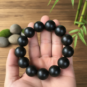 กำไลไม้กฤษณาดำเกรดสูง สำหรับสุขภาพจิตใจ กลิ่นหอมธรรมชาติ ลูกปัดคัดสรรขนาด 6 มม. ถึง 18 มม. ของขวัญเครื่องประดับชั้นดี - Product Image 1