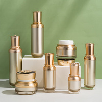 Flacon pompe de luxe doré pour produits cosmétiques, 30g-120ml, en acrylique, avec marquage à chaud, vente en gros