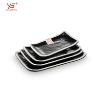 Assiettes à sushi rectangulaires en mélamine mate A5 personnalisées pour restaurant japonais