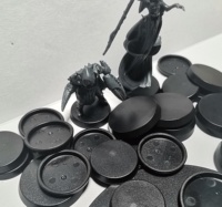 Miniatures personnage de dessin animé modèle personnalisé en plastique oem jeu de société 40k soldats petit jouet audit pvc résine monstre humain figure