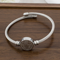 Bracelet en câble en acier inoxydable 316L avec médaille Saint Benoît, bijoux religieux catholiques, vente en gros, usine OEM ODM