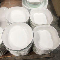 Plats en Céramique Blanche à Prix Fou, Modèle Tailles Variées, Vente Chaude sur le Marché, Vaisselle Céramique Vendue à la Tonne