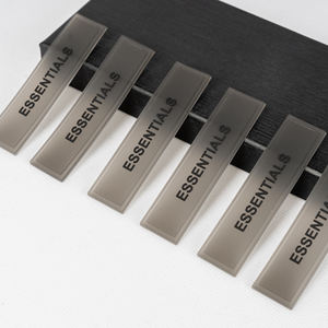 최소 수량 없음 맞춤 제작 양각 3D 문자 로고 소프트 의류 실리콘 고무 PVC 패치 - Product Image 2