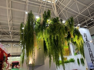 Piante Verdi Artificiali da Appendere al Muro per Decorazione di Ristoranti, Hotel e Caffè, Viti di Piante Verdi e Fiori Artificiali all'Ingrosso - Product Image 6