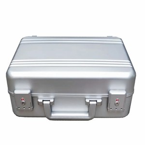 Maletín de Aluminio Personalizado de una Pieza <span class=keywords><strong>con</strong></span> Espuma Protectora, Bolsa Rígida Impermeable para Llaves y Tarjetas - Product Image 5