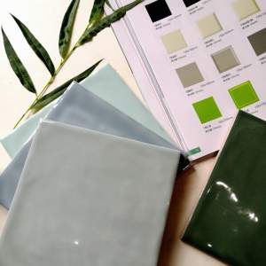 <span class=keywords><strong>Carreaux</strong></span> brillants d'usine à des prix abordables 15x15cm <span class=keywords><strong>vert</strong></span> bleu fond <span class=keywords><strong>de</strong></span> <span class=keywords><strong>cuisine</strong></span> et <span class=keywords><strong>de</strong></span> salle <span class=keywords><strong>de</strong></span> bain <span class=keywords><strong>Carreaux</strong></span> muraux décoratifs 6x6 ''<span class=keywords><strong>Carreaux</strong></span> gris d'intérieur - Product Image 2