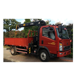 Grue montée sur camion HOWO Commander 154 chevaux 4X2 3,5 m - Product Image 3
