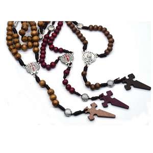 Chapelet en bois multicolore avec crucifix, pendentif en coquille de Santiago, croix, cadeau religieux chrétien catholique, collier unisexe pour homme - Product Image 3