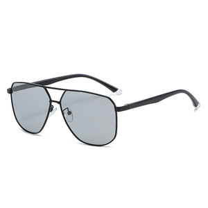 Occhiali da sole fotocromatici classici con Logo personalizzato a doppio raggio UV400 polarizzati alla guida di occhiali da sole pilota da uomo - Product Image 6