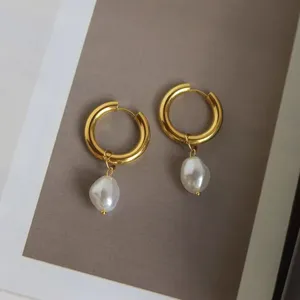 Vintage Edelstahl-Hoop-Ohrringe Mädchen 18K Gold plattiert defektfrei Süßwasserperlen Dangle Drop-Ohrringe Brautjungfer Geschenk