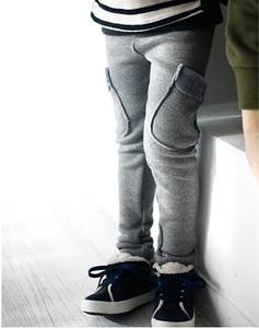 Venta al por Mayor en Línea, Ropa Infantil, Pantalones Casuales de Algodón con Bolsillo para Niñas, de Fabricante Chino - Product Image 1