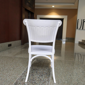 Best-seller Chaise Chiavari en plastique PP blanc durable nouveau design bon marché pour <span class=keywords><strong>location</strong></span> événementielle - Product Image 3