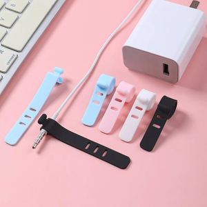 Attache-câble en silicone X919 avec boucle auto-agrippante pour gestion des câbles, faisceaux de câblage, marqueurs de câbles et gestion des fils d'alimentation pour écouteurs - Product Image 3