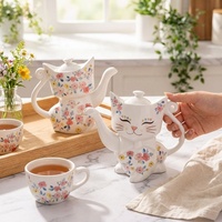 Théière en céramique en forme de chat mignon à motif floral printanier, théière en céramique en forme de chaton de dessin animé pour tisanes, ornement artisanal en céramique pour la maison