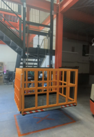 Plateforme élévatrice verticale CE robuste à commande hydraulique et alimentation CA, en acier au carbone à haute teneur en manganèse, pour levage de charges et de marchandises
