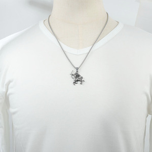 Colgante de centauro arquero de acero inoxidable con cadena de color plateado para hombres y mujeres, regalo de joyería de moda 122046 - Product Image 4