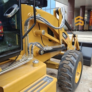 Chargeuse-pelleteuse Caterpillar 420F d'occasion, équipement de construction lourd de 20 tonnes avec moteur et boîte de vitesses haute performance, à vendre - Product Image 3