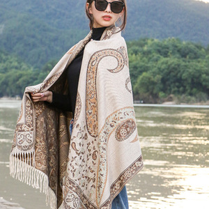 Écharpe-châle double usage pour femme, en <span class=keywords><strong>imitation</strong></span> cachemire épaissi, motif Paisley, style ethnique occidental Feuille du Sichuan, pour l'automne et l'hiver, idéale pour les voyages - Product Image 3