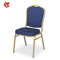 Chaises de banquet en gros à prix abordable, chaises empilables en tissu avec structure en acier pour hôtels et tables de banquet de mariage