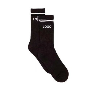 Calcetines Deportivos Cortos para Hombre, Logotipo Personalizado, Algodón con Bordado de Moda, Diseño Jacquard de Punto, Temporada de Primavera, Sin Pedido Mínimo - Product Image 3