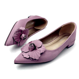 <span class=keywords><strong>Chaussures</strong></span> de mariée pour femmes de couleur violette, à talon bas, personnalisées, à motif floral, <span class=keywords><strong>chaussures</strong></span> simples pour femmes, faible MOQ, <span class=keywords><strong>chaussures</strong></span> de créateur pour femmes - Product Image 3