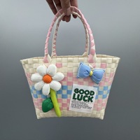 Sac Panier Cadeau en Plastique Tressé de Luxe pour Femme, Sac à Main et Fourre-tout Style Frais, Idéal pour les Cadeaux de Fête et la Plage