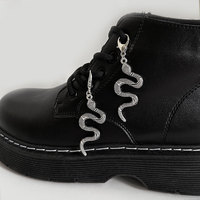 Aksesori sepatu bot pria, sepatu bot Punk trendi keren tangan kerangka gesper logam ular Martin hiasan gantung samping
