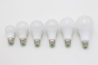 Ampoules LED spirales E27 et B22 super lumineuses pour usage domestique, économie d'énergie, vente en gros