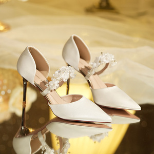 Zapatos de Novia 6691-8 con Tacón de Aguja, Punta Puntiaguda, Diseño Sólido, Decoración Floral y Forro de Satén para Mujer - Product Image 1