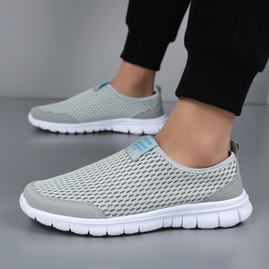 Chaussures de sport décontractées légères et respirantes en maille pour hommes et femmes, idéales pour la course et la marche en extérieur - Product Image 1