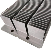 Refroidisseur de radiateur en aluminium de radiateur d'aileron de Pin pour le refroidissement d'inverseur d'amplificateur de puissance d'éclairage de LED