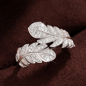 Anello Ispirato alle Fate delle Piume per Donne, Elegante Gioiello da Dito Fantasioso e alla Moda - Product Image 2
