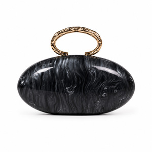 Nouvelle Pochette de Soirée de Luxe avec Poignée Anneau Doré, Sac à Main pour Femme Fait Main Motif Coquillage en Paille, Sac de Fête Élégant de Haute Qualité - Product Image 3
