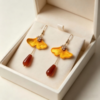 Boucles d'oreilles ethniques rétro Miao en forme de feuille de Ginkgo, brodées à la main avec un pendentif en agate rouge en forme de larme, boucles d'oreilles pendantes pour femmes