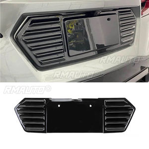 Cadre de plaque d'immatriculation arrière pour Chevrolet Corvette C8 2020-2023, en ABS noir brillant, garniture de protection de plaque d'immatriculation arrière - Product Image 1