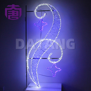 Iluminación Navideña para Festivales al Aire Libre, Decoración de Copos de Nieve, Luz LED para Poste, Luces Decorativas LED para Montar en Poste - Product Image 4