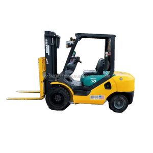 Montacargas Komatsu de 3 Toneladas, Elevador Hidráulico Eléctrico, Montacargas Diésel, Válvula de Control, Barra de Extensión de Transmisión - Product Image 1